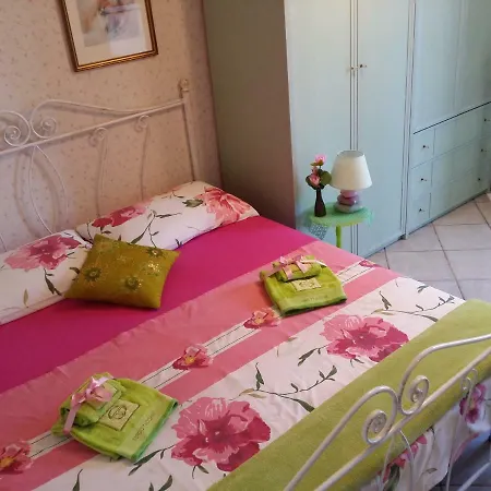Laura Bed & Breakfast